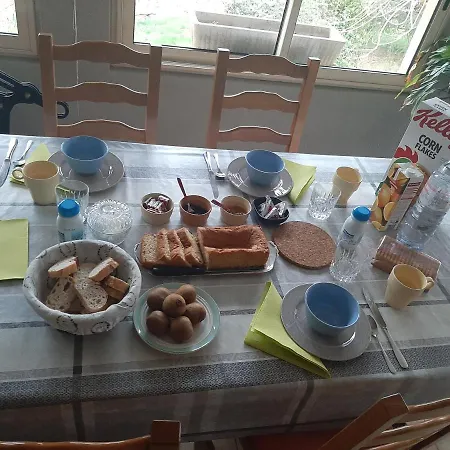 La Caverne Du Buisson بيت ضيافة