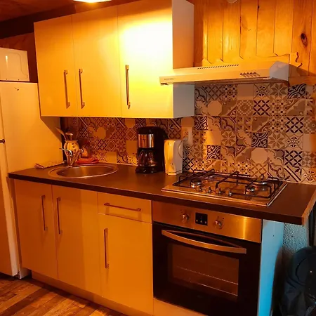 بيت ضيافة La Caverne Du Buisson 3*