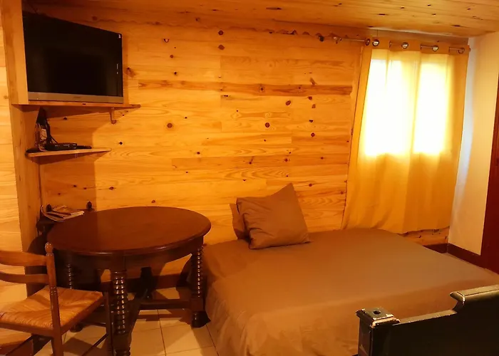 Guest house La Caverne Du Buisson