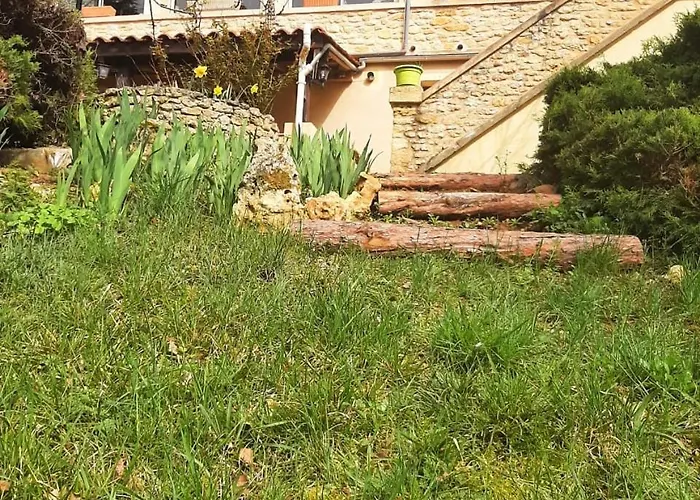 Vendégház La Caverne Du Buisson 3*